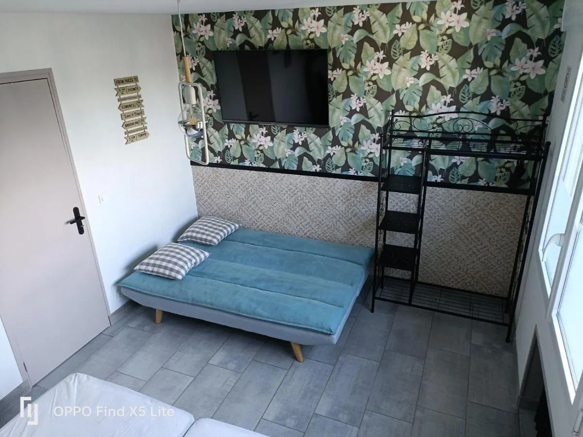 Questembert Cote Jardin 아파트 프랑스